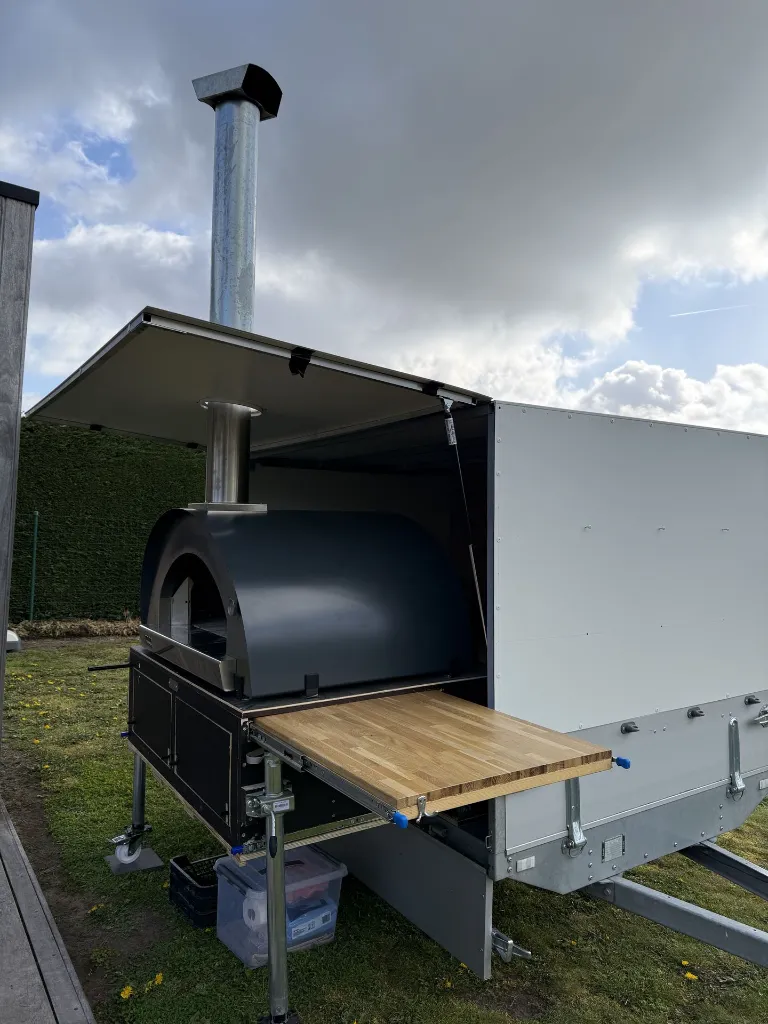 Pizza oven verhuur assando fora 9.webp