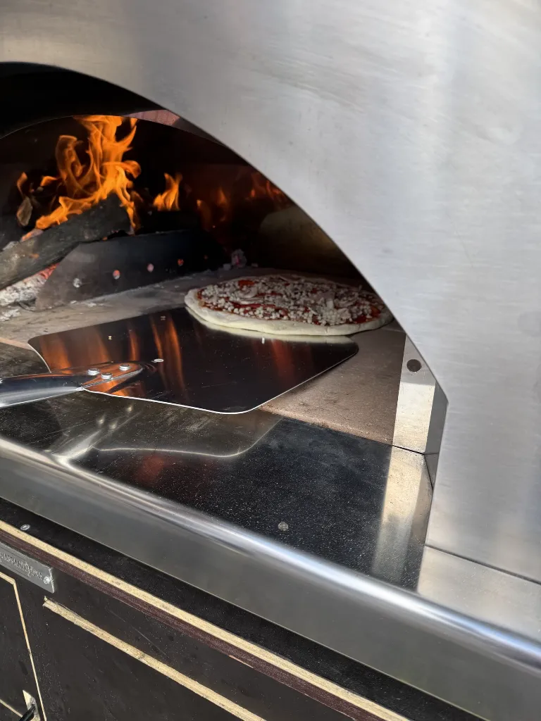 Pizza oven verhuur assando fora 1.webp